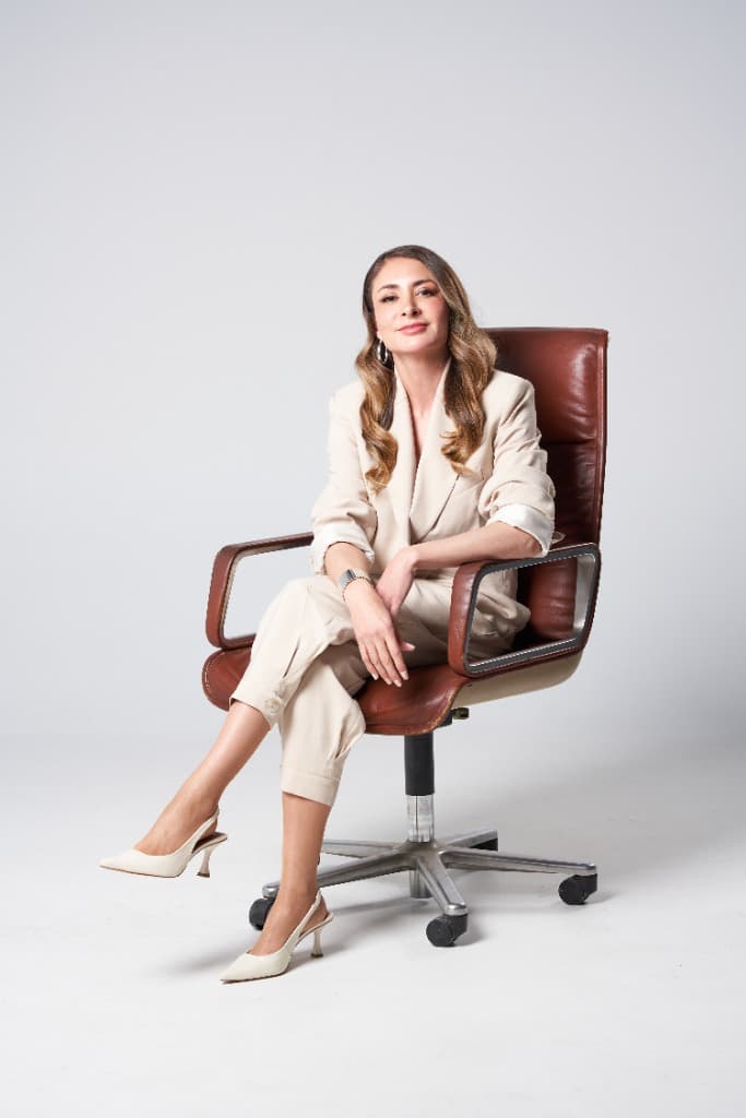Dra. Claudia Avaria - Fundadora de Clínica Avaria